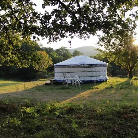 Yourte Les Hulottes En Comminges Luxury tent *