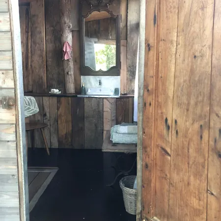 Yourte Les Hulottes En Comminges Lüks kamp alanı